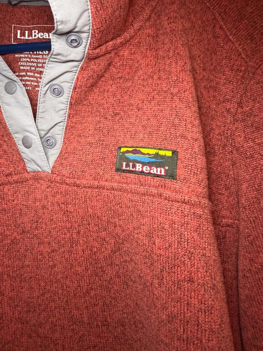 LL Bean Red Fleece - Picture 3 of 4